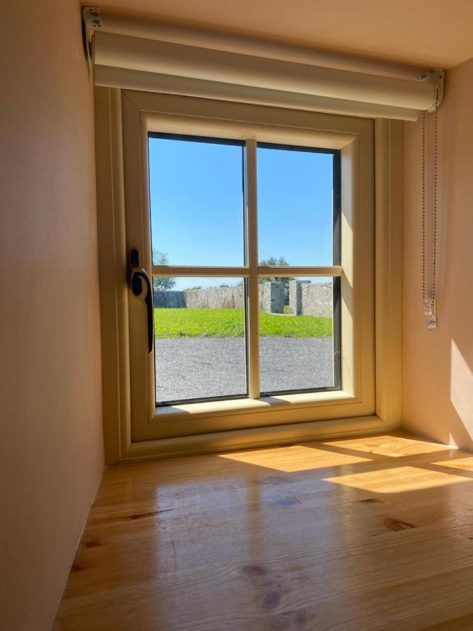 Coach House Cottage On The Shores Of Lough Corrib Galway Esterno foto
